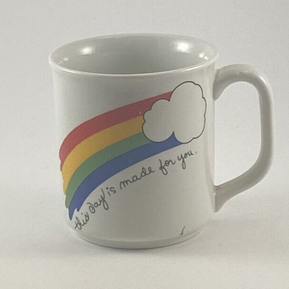 Vintage Make Everyday a Rainbow Day Hearts & Rainbow Coffee Mug Cup PRIDE 10 Oz